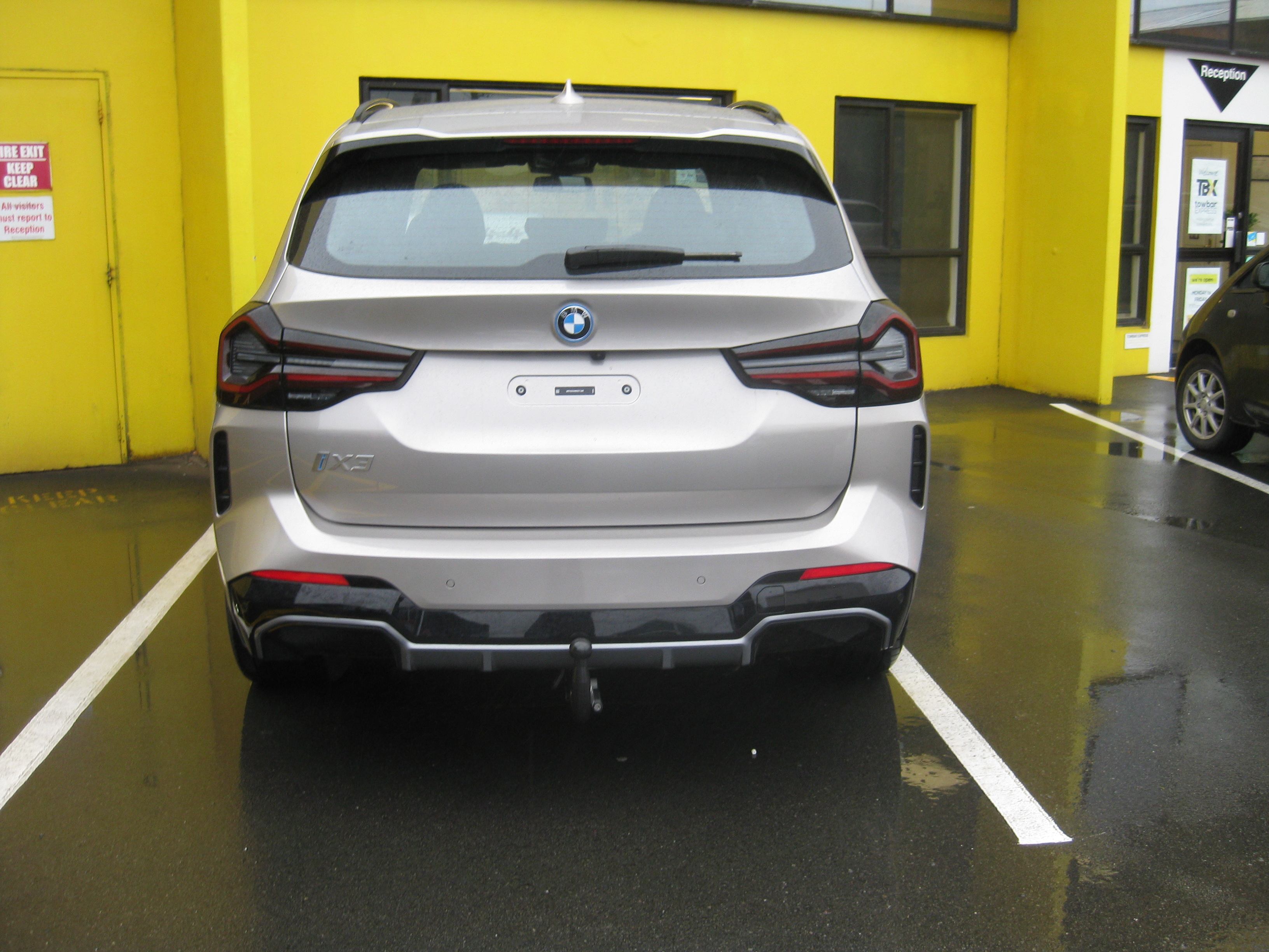 BMW iX3 STATIONWAGON 2025-CURRENT